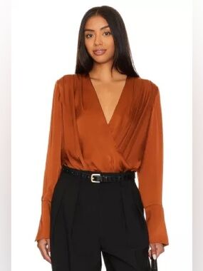 Favorite Daughter || Date Blouse Wrap V-Neck Bodysuit Caramel Tan Orange Medium